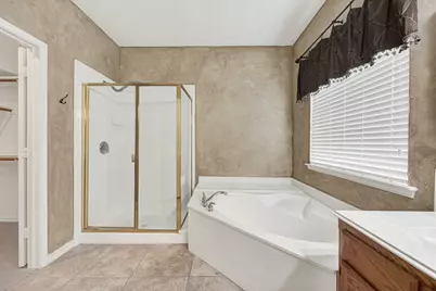 706 Green Apple Drive, Garland, TX 75044 - Photo 17
