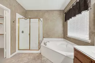 706 Green Apple Dr, Garland, TX 75044 - Photo 17