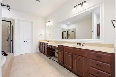 610 Via Ravello #201, Irving, TX 75039 - Photo 23