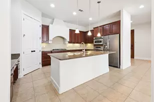 610 Via Ravello, Irving, TX 75039 - Photo 11
