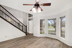 7654 Moss Ct, North Richland Hills, TX 76182 - Photo 7