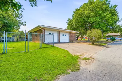 1787 N McCart Street, Stephenville, TX 76401 - Photo 29