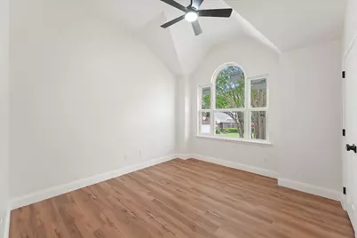 1404 Meadowbrook Drive, McKinney, TX 75069 - Photo 19