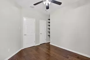 15469 Landing Creek Ln, Fort Worth, TX 76262 - Photo 17