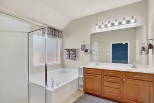 15469 Landing Creek Ln, Fort Worth, TX 76262 - Photo 7