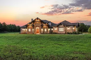 231 Geis Dr, Pottsboro, TX 75076 - Photo 1