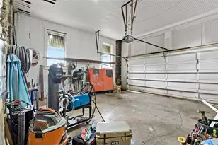 607 S Main St, Paris, TX 75460 - Photo 25