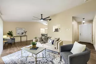 1208 Darlene Ln, Arlington, TX 76010 - Photo 3