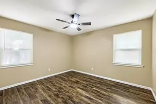 1208 Darlene Ln, Arlington, TX 76010 - Photo 17