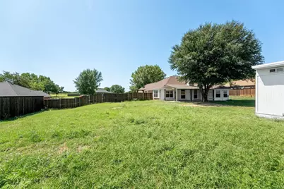 3651 Willow Creek Drive, Midlothian, TX 76065 - Photo 17