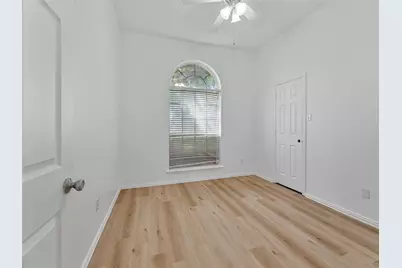 3651 Willow Creek Drive, Midlothian, TX 76065 - Photo 11