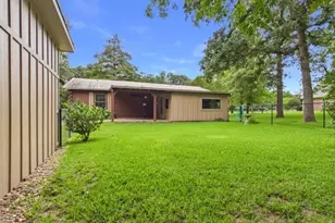 3221 Bandera St, Athens, TX 75752 - Photo 35