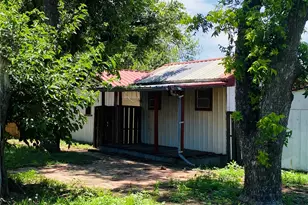 661 S 11th Ave, Munday, TX 76371 - Photo 25