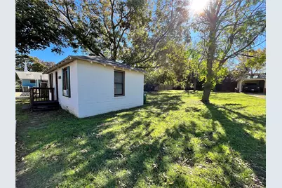 511 W Collins Street, Denton, TX 76201 - Photo 9