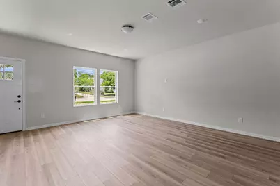 3125 N Lumber Street, Fort Worth, TX 76112 - Photo 7