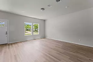 3125 N Lumber St, Fort Worth, TX 76112 - Photo 7