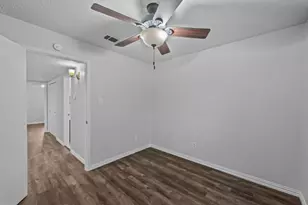 2906 Menlo Park Ln, Carrollton, TX 75007 - Photo 21