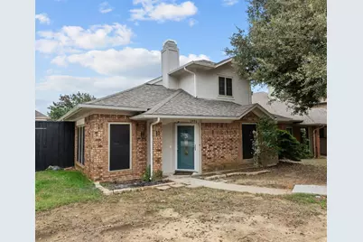 2906 Menlo Park Lane, Carrollton, TX 75007 - Photo 1