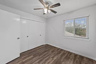 2906 Menlo Park Ln, Carrollton, TX 75007 - Photo 17