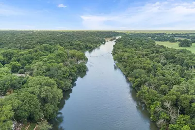 1468 Eagle Canyon Drive, China Spring, TX 76633 - Photo 9