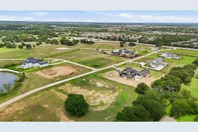 1326 Clydesdale Road, Bartonville, TX 76226 - Photo 11