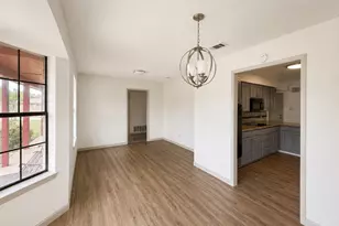 2401 Stephen Lee Dr, Fort Worth, TX 76119 - Photo 9