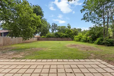 1035 Warden Street, Benbrook, TX 76126 - Photo 11