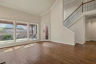 5812 Kingsbrook Drive, Plano, TX 75093 - Photo 9