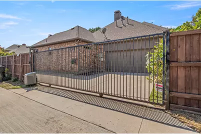 5812 Kingsbrook Drive, Plano, TX 75093 - Photo 29