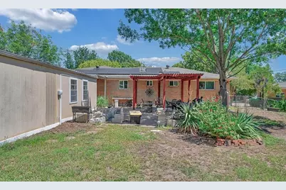 1732 Hilltop Drive, Waco, TX 76710 - Photo 23