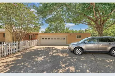 1732 Hilltop Drive, Waco, TX 76710 - Photo 27