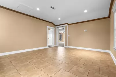 2854 Catherine, Dallas, TX 75211 - Photo 11