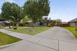 408 Willow Bend Dr, Murphy, TX 75094 - Photo 3