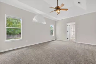 214 Knob Hill Dr, Granbury, TX 76048 - Photo 13