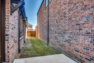 12851 Shepherds Hill Ln, Frisco, TX 75035 - Photo 23