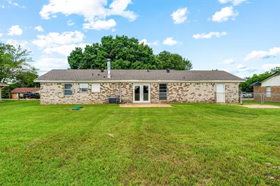 211 Cindy Ann Street, Lorena, TX 76655 - Photo 33