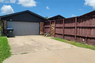 1334 Paris Dr, Garland, TX 75040 - Photo 23