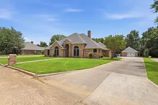 2412 Jolinda Ln, Whitesboro, TX 76273 - Photo 3