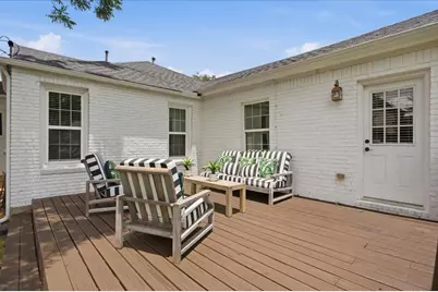2721 Benbrook Boulevard, Fort Worth, TX 76109 - Photo 15