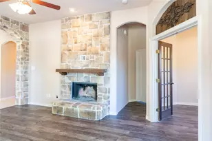 12233 Candle Island Dr, Frisco, TX 75036 - Photo 5