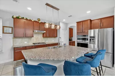 7213 Willow Thorne Drive, Little Elm, TX 76227 - Photo 11