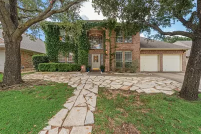 3520 Stone Creek Lane S, Fort Worth, TX 76137 - Photo 3