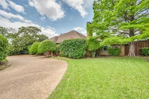 10931 Marsh Ln, Dallas, TX 75229 - Photo 1