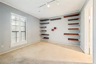 10931 Marsh Ln, Dallas, TX 75229 - Photo 17