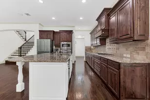 4604 Golden Mew Dr, Carrollton, TX 75010 - Photo 13