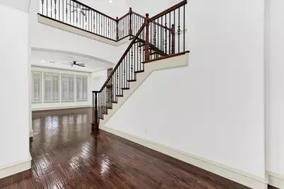 4604 Golden Mew Drive, Carrollton, TX 75010 - Photo 5