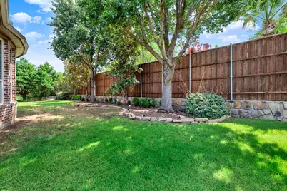 4604 Golden Mew Drive, Carrollton, TX 75010 - Photo 37