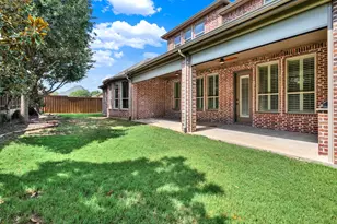 4604 Golden Mew Dr, Carrollton, TX 75010 - Photo 33