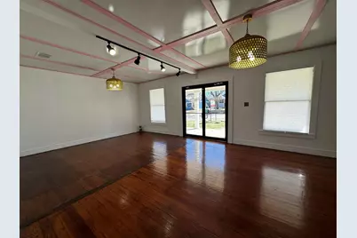 647 W W Washington Street, Stephenville, TX 76401 - Photo 3