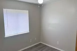 806 Phillips Dr, Ennis, TX 75119 - Photo 15